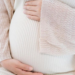 他亲自出🌒镜，讲🎖🔝解远东股份的产🛅品、业务🇬🇾及文化📘👨‍🚀